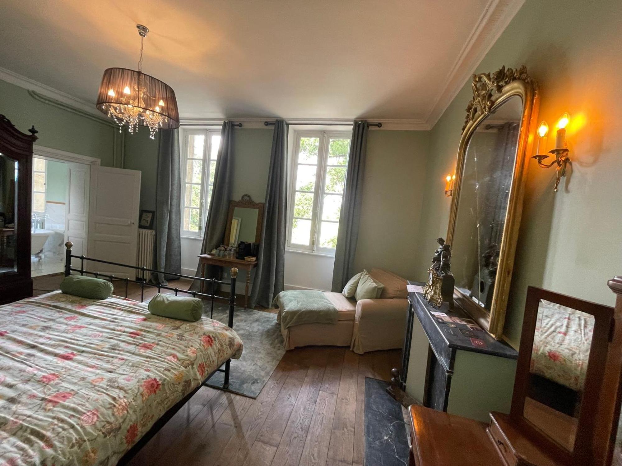 Bed and breakfast Chateau Du Grand Lucay *